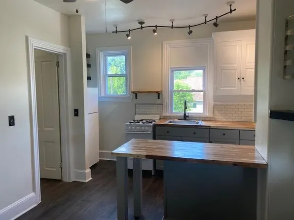 140 W Main St, Newark, DE