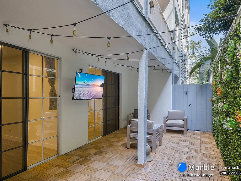 11667 Gorham Ave #104 — Photo 55