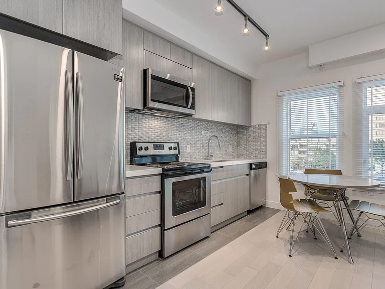 1431 Haro St #1429 — Photo 41