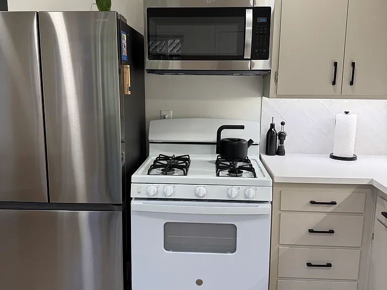 3148 Vancouver Ave #3148 — Photo 2