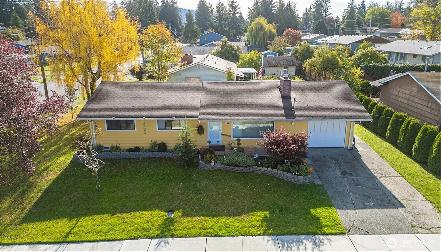 1920 Mountain View Drive photo 1