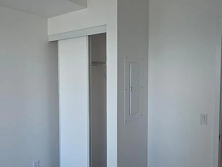 195 Redpath Ave #2212 — Photo 10