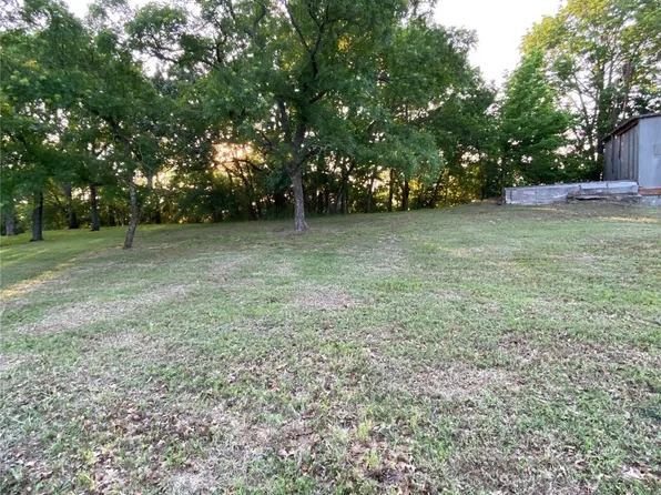 Twin Hills Ln, Locust Grove, OK 74352