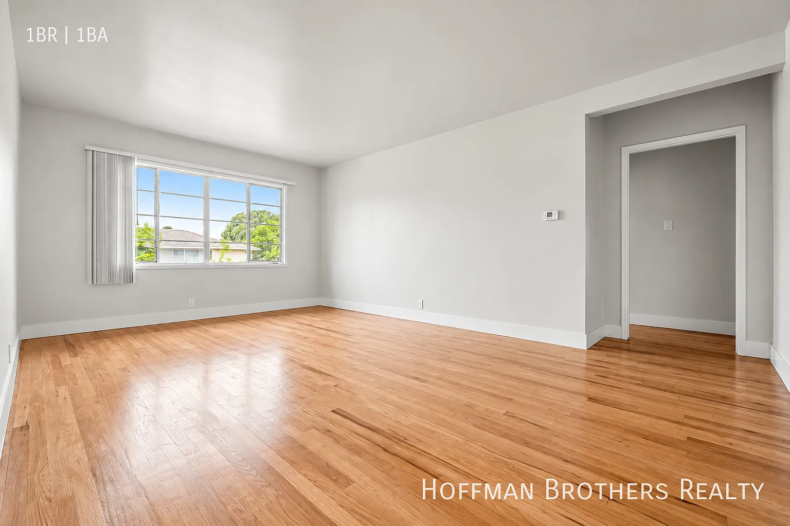 Baldwin Hills Apartment Near Parks, Shopping & Neighborhood Dining — Photo 1