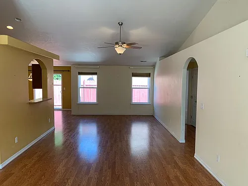 5708 Ochoco Ln Photo 1