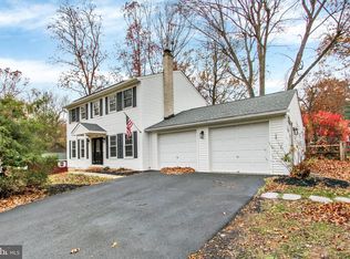 6157 Burning Tree Ln, Fayetteville, PA 17222