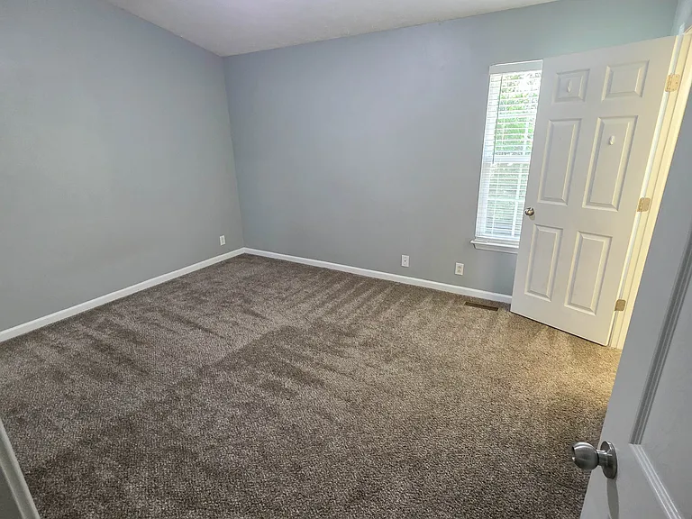 3126 Prater Ct — Photo 6