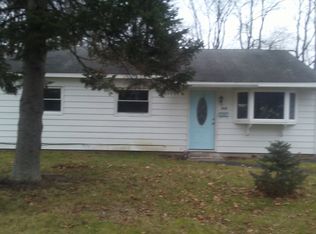 432 Deland Dr, Utica, NY 13502