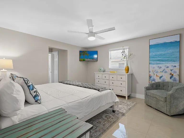 482 Tradewinds Ave — Photo 18