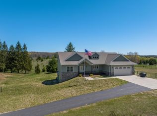 8233 Barney Rd, Traverse City, MI 49684