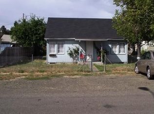 259 E 2nd Ave, Sutherlin, OR 97479