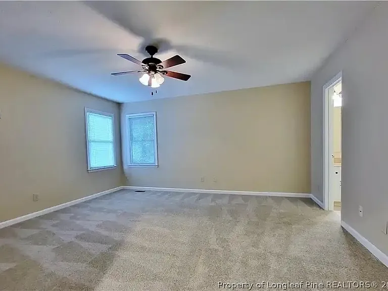 5532 Robmont Dr — Photo 24
