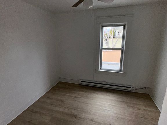 5th image of 1906 E Main St #4