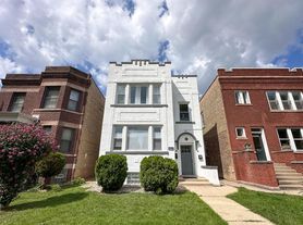4148 W Wellington Ave, Chicago, IL