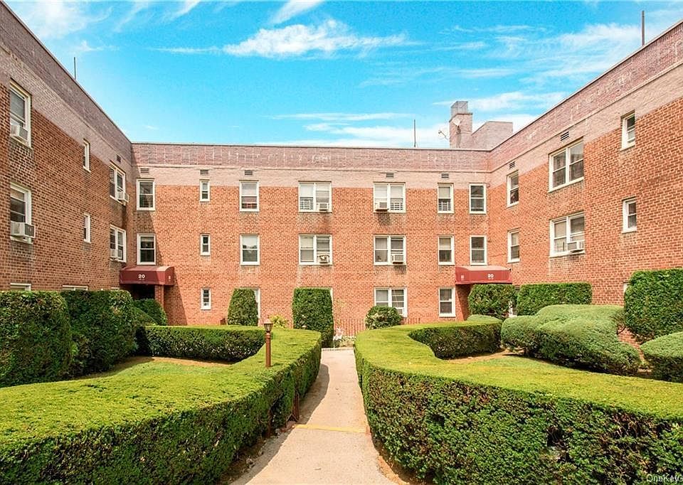 1st image of 20 Davenport Ave APT 2B