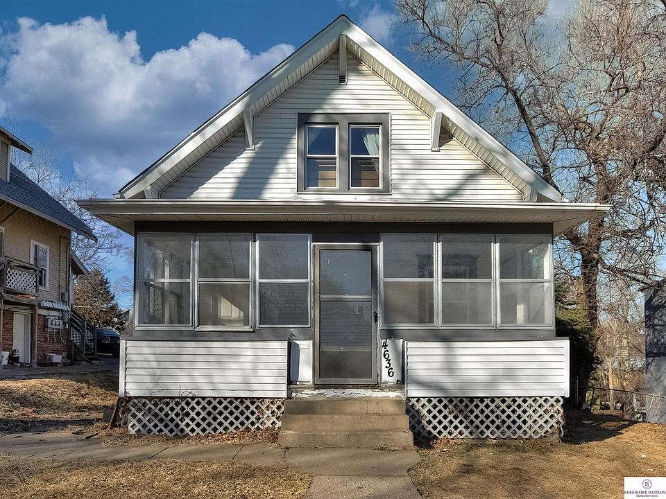1st image of 4636 Izard St