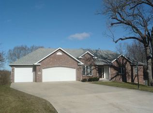9548 N Blaine Dr, Byron, IL 61010