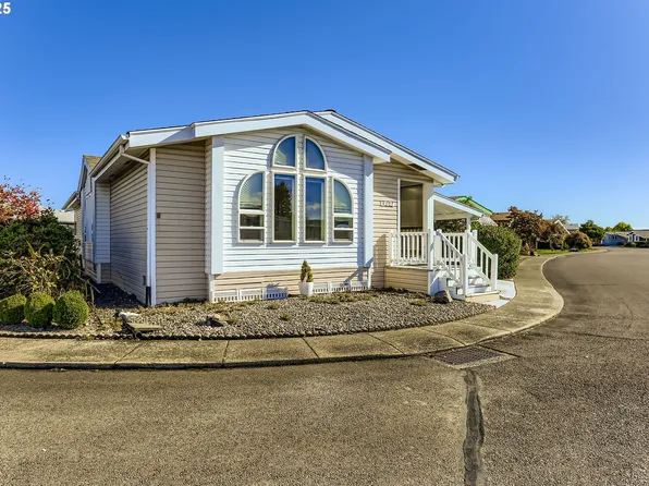 4303 Settlers Loop Space 120, Forest Grove, OR 97116
