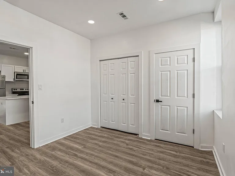 1332 W Toronto St #B — Photo 10