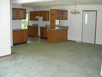 5th image of 5910 Marion Ave