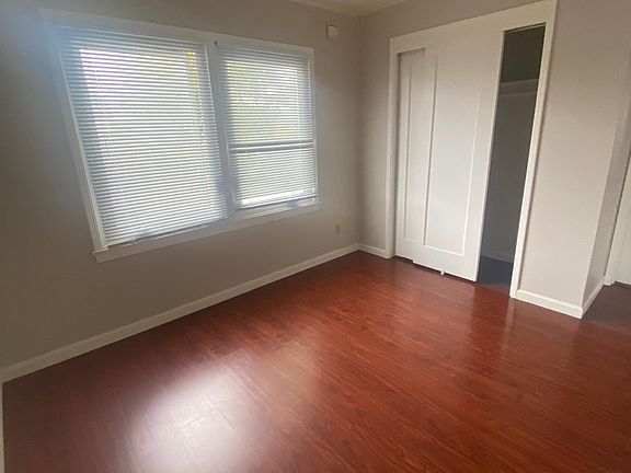 5th image of 453 W San Bruno Ave