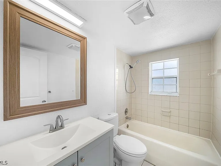 13403 Pine Needle Ln — Photo 11