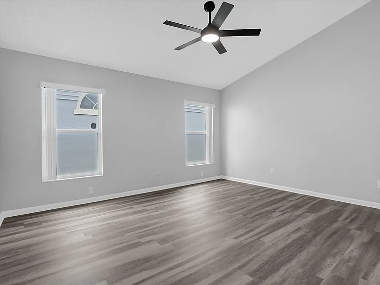 3521 Moss Pointe Pl — Photo 8