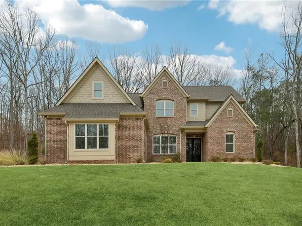 25 Mountain Crest Dr, Oxford, GA 30054