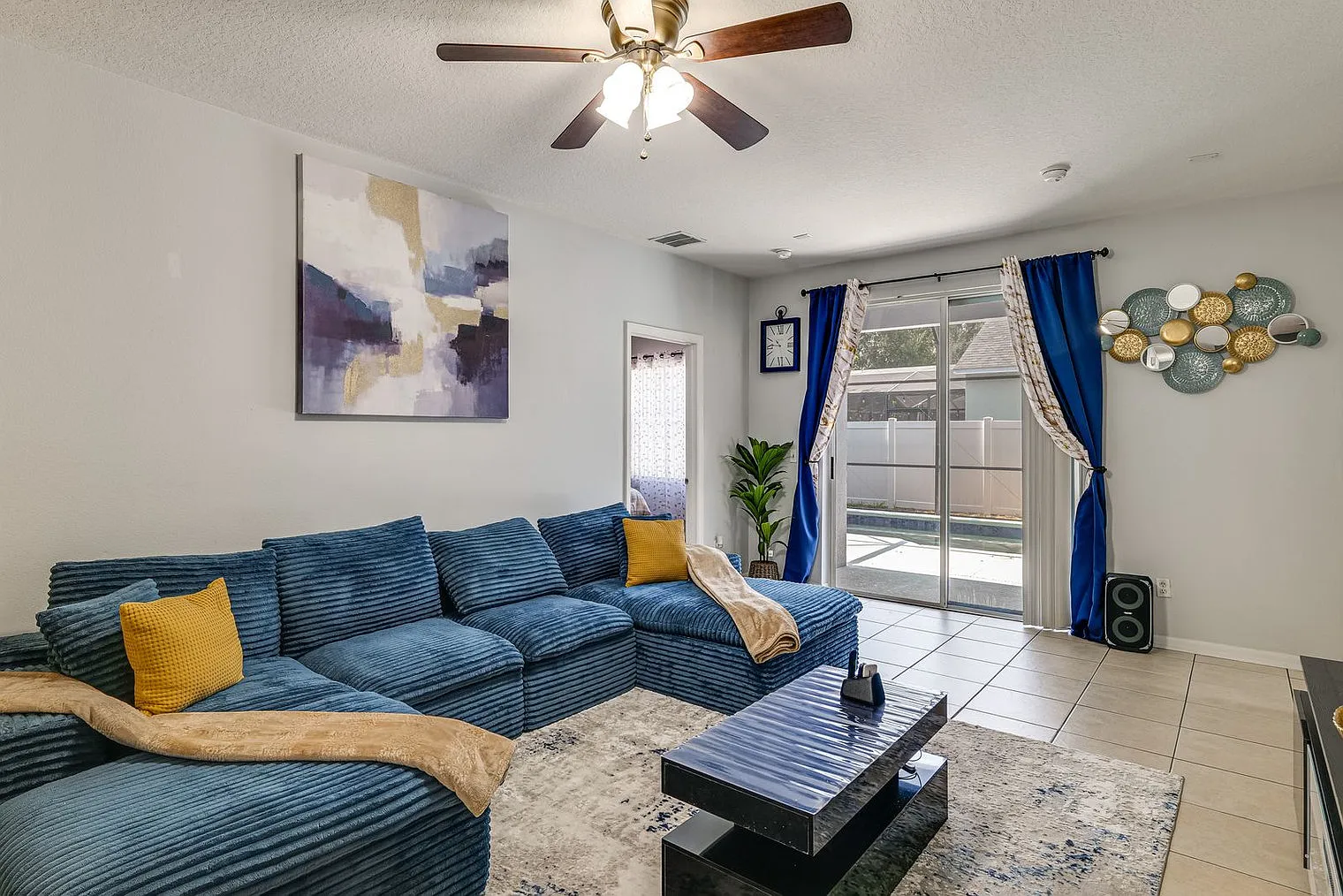 5 bed, 3.0 bath, 1819 sqft, $2,645 — Photo 1