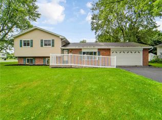 137 Authors Ave, Henrietta, NY 14467
