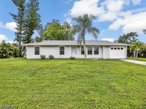 334 SW 28th Ter, Cape Coral, FL 33914