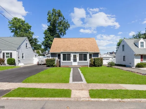 221 Washington Ave, Elmwood Park Boro, NJ 07407