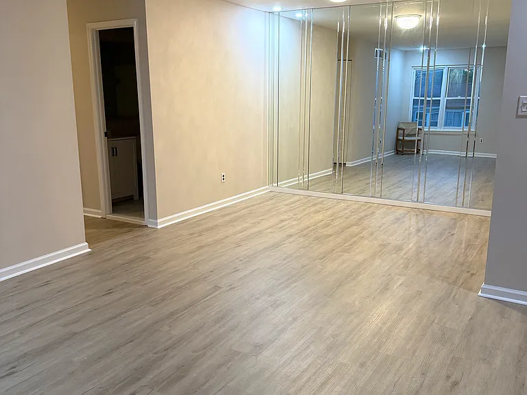 11720 Kelvin Ave — Photo 4