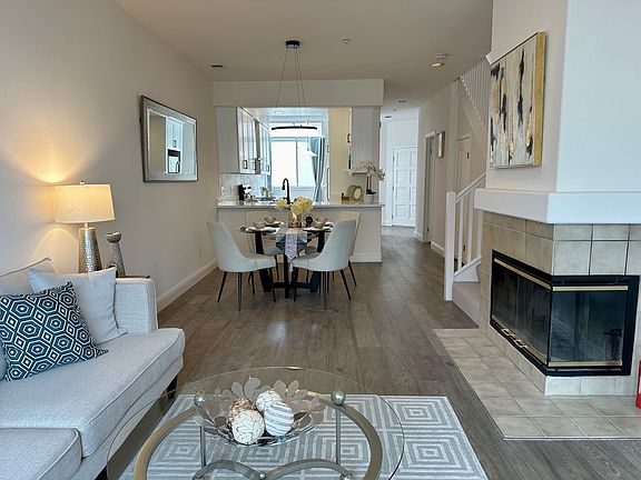 5th image of 2573 Park Blvd APT U202