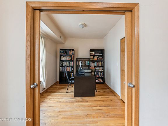 5th image of 6100 S Woodlawn Ave APT 3