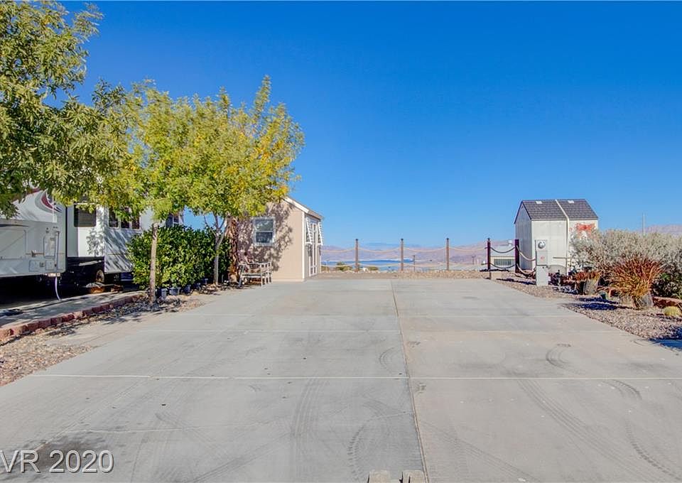 2nd image of 825 Pelican Way