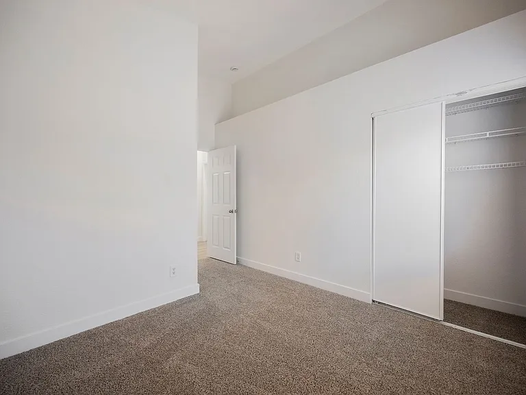 802 Airy Hill St — Photo 36