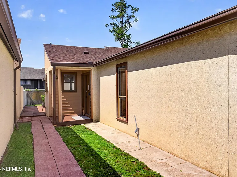 1964 Oak Twist Ct — Photo 3