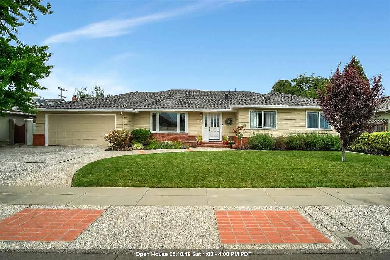4253 Canfield Dr photo 1