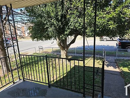 3 bed, 1244 sqft, $2,795 — Photo 4