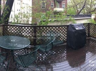 85 Abbottsford Rd #1, Brookline, MA 02446