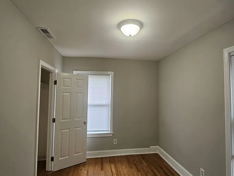 49 Stevens St #2B — Photo 3