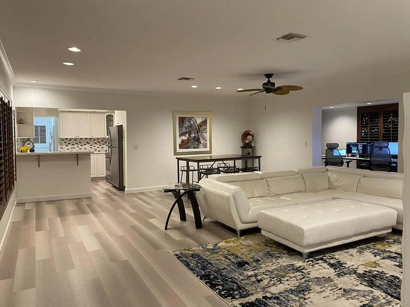 2 bed, 2.0 bath, 1610 sqft, $4,800 — Photo 2