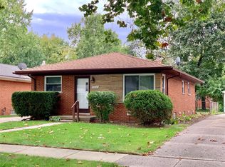19637 Rensellor St, Livonia, MI 48152