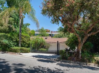 1420 Crest Dr, Altadena, CA 91001