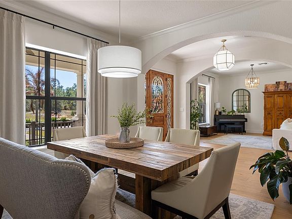 5th image of 5351 Carson St