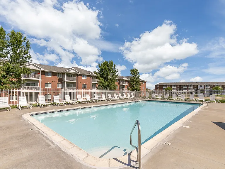 Lexington Ridge Apartments — Photo 5