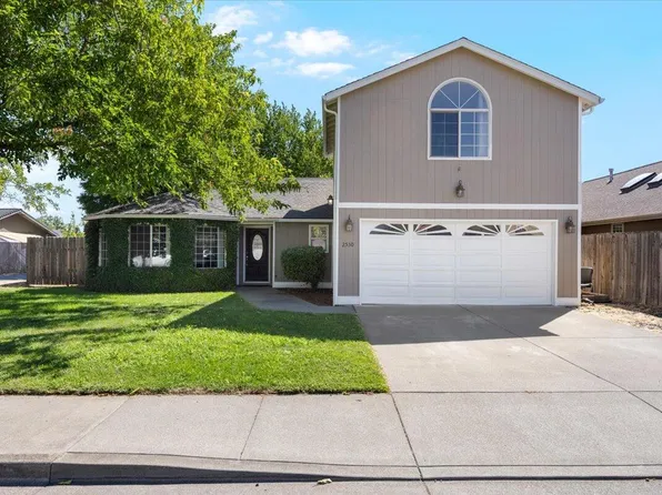 2530 Seneca Ave, Medford, OR 97501