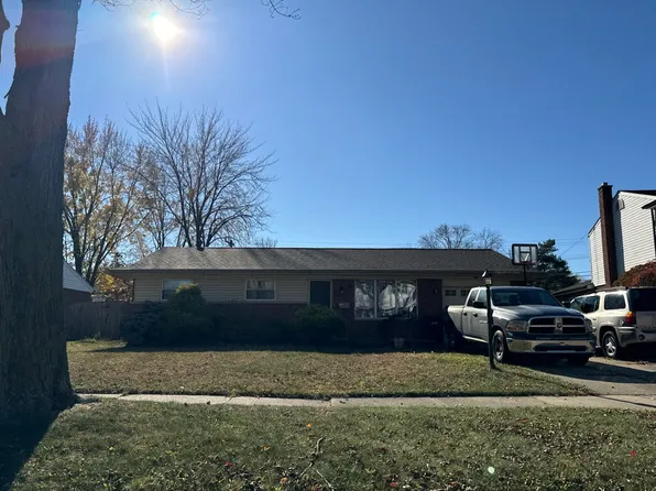 39529 Balboa Dr, Sterling Heights, MI 48313