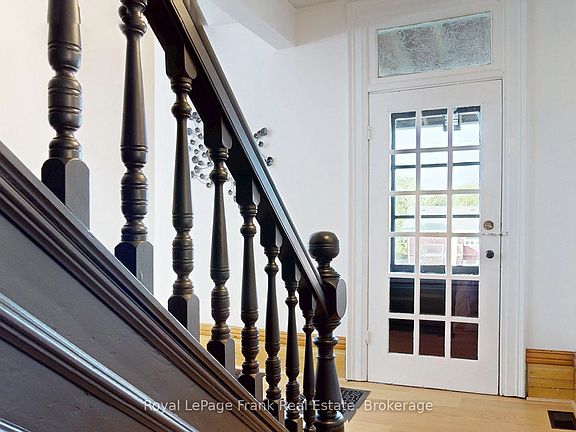 5th image of 15578 Simcoe St